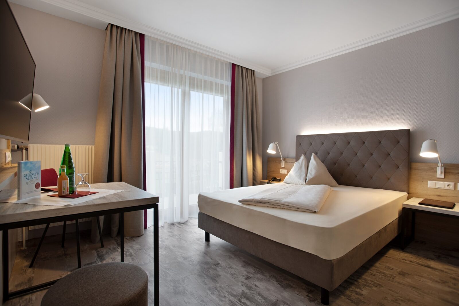 modern gestaltetes Zimmer im Wohlfühlambiente im Gesundheitshotel Moorbad Bad Großpertholz im Waldviertel