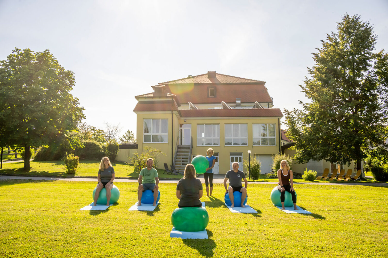 Dein Job im Waldviertel - wir suchen engagierte Mitarbeiter für die Bereiche Medizin, Therapie sowie Hotel und Gastgewerbe